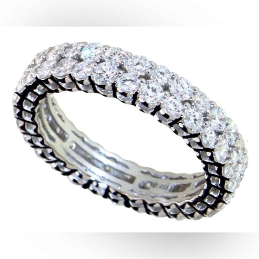 Silver Eternity Ring With Brilliant Diamonds